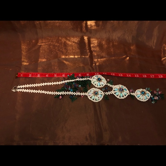 Handmade Beaded necklace - Picture 3 of 3